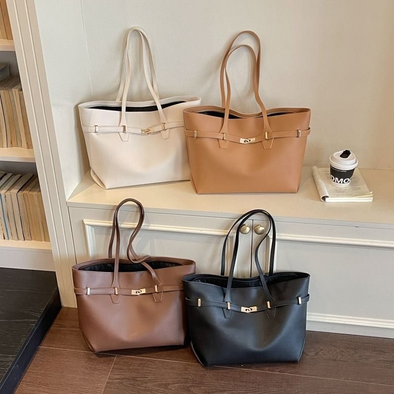 Cabas simili cuir ceinturé