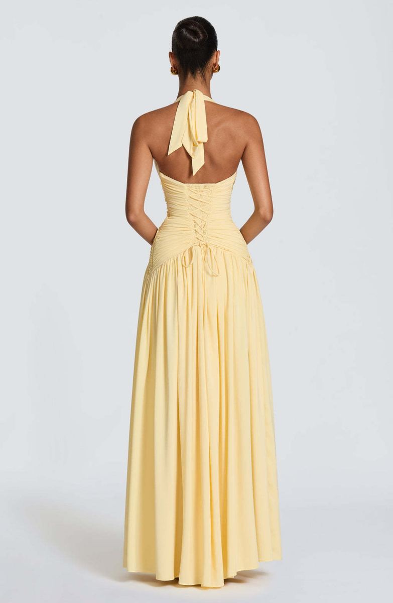 Robe longue dos nu plissée fendue