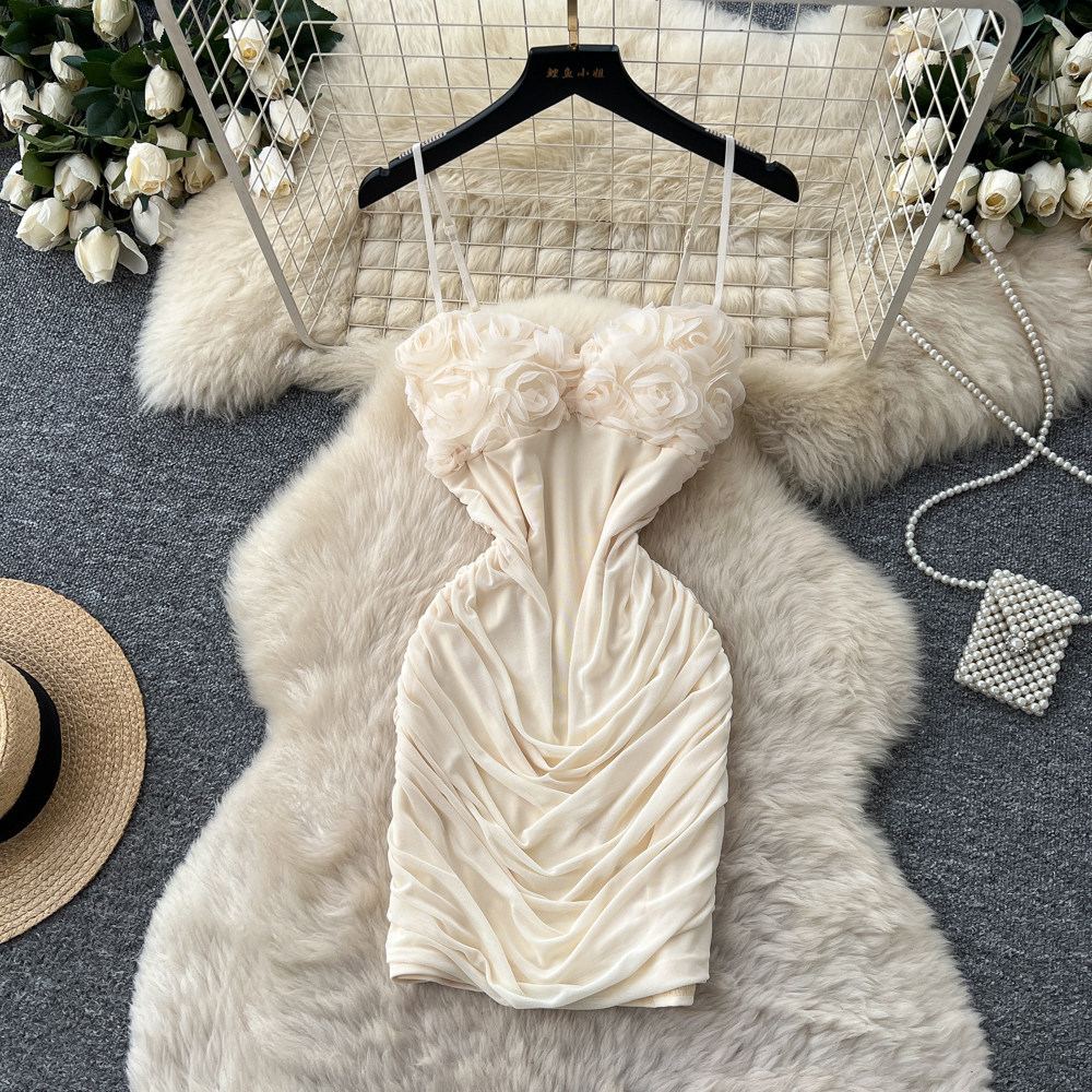 Mini-robe drapée roses 3D
