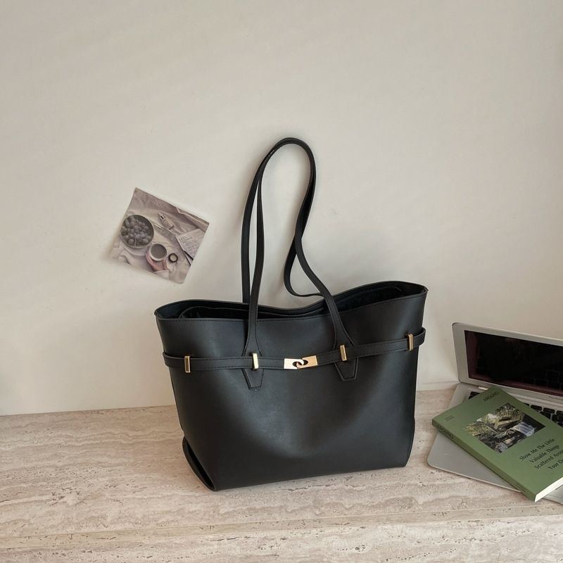 Cabas simili cuir ceinturé